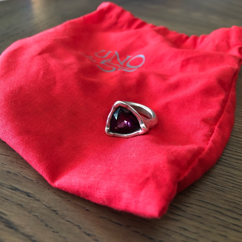 NWOT Purple Uno de 50 Ring